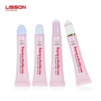 Ống đựng son bóng có đầu bôi bằng silicon mềm 0°