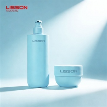 Bộ bao bì chai mỹ phẩm PP/PE màu xanh mờ thân thiện với môi trường